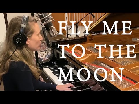 Sarah McKenzie - FLY ME TO THE MOON