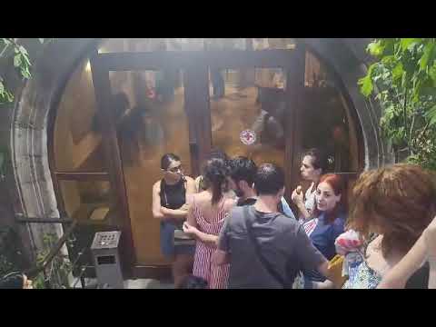 Շրջափակել են Կարմիր Խաչի գրասենյակը