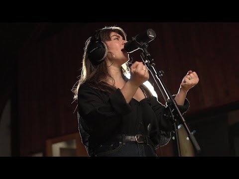 VIGNETTES // Childish Japes & Joanna Teters // Live Studio Performance at Dream Land Studios