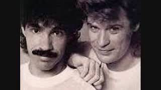 Hall & Oates - Don´t Hold Back Your Love (Subtítulos Español)