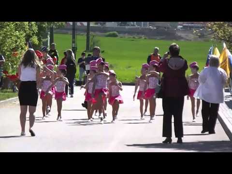 7.5.16 Oblastní kolo Říčany - Pidi LEXY - defilé - minimažoretky - 1. místo