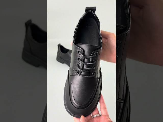 Чоботи жіночі шкіряні байка хутро 592641 Чорний Туфлі жіночі шкіряні 592412 Чорні