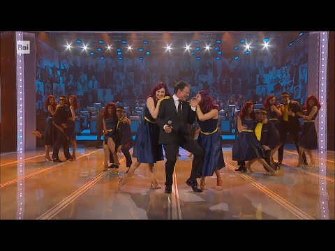 Massimo Ranieri canta "Lasciami dove ti pare" - Tutti i sogni ancora in volo 26/05/2023