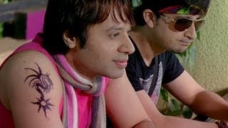 A Gay Couple On A Date - Dunno Y...Na Jaane Kyon