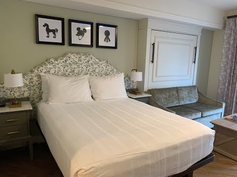 Disney's Saratoga Springs Resort & Spa Deluxe Studio Room Tour
