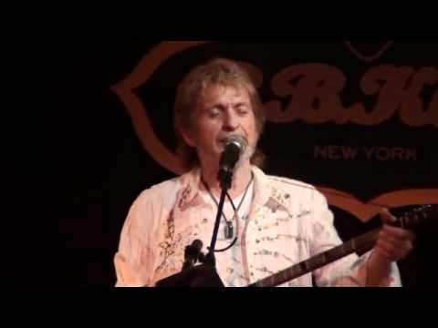 Jon Anderson of Yes - Flight Of The Moorglade - Olias of Sunhillow - Live New York 2011