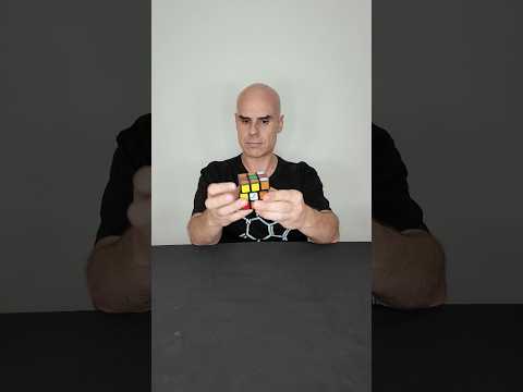 This is how you solve a Rubik's Cube in seconds!