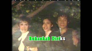 Download lagu 8A.Ozy Syahputra - Bebas mp3