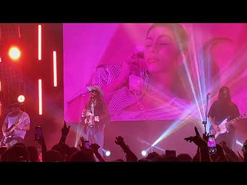 Carlos Sadness - Chocolate y Nata (Concierto Centro de Convenciones Barranco Lima 02 Octubre 2024)