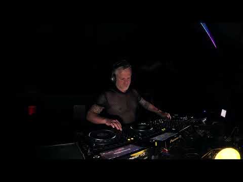 Andreas Barth | Techno DJ Set | (Opening set) | Dec 25,  2025 | Bronx Sauna Stockholm