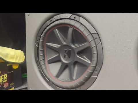 Kicker Comp VR 12" Bass Reflex @33hz