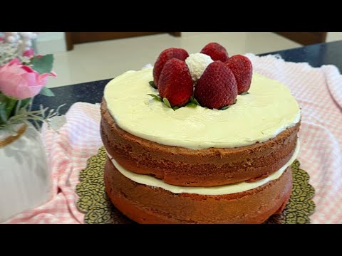 The best low sugar healthy red velvet cake with cream cheese frosting | So light and delicious