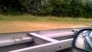 preview picture of video 'autobahn wasser überschwemmung nürnberg bamberg'