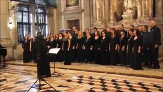 Wade In The Water - Amazing Gospel Choir