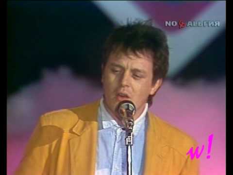 Zuccero - Canzone Triste (HQ)  "SAN REMO a Mosca" Fiori e Canzoni dall Italia 1986