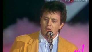 Zuccero - Canzone Triste (HQ)  &quot;SAN REMO a Mosca&quot; Fiori e Canzoni dall Italia 1986