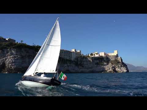 Saffier SC 8m - Sailing in the Gulf of Gaeta, Italy