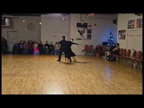 I’m Beginning to See the Light IV | Foxtrot | Round Dance | Leo Urquhart