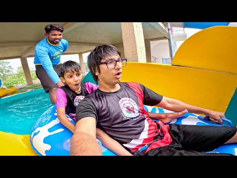 Waterpark Mein Kunali Dar Gaya 😲 