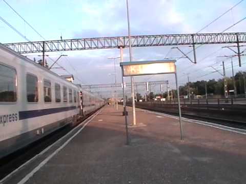 EP09-010 EIC 6101 "Panorama" & Husarz 5 370 010 EIC 40 "Berlin Warszawa Express"