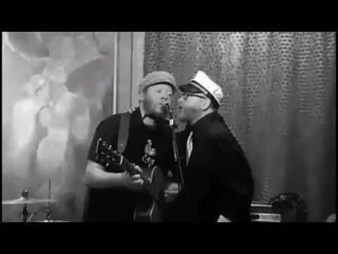 Dublin Songs - Dylan Walshe & Dave King of Flogging Molly - Cruise 2017