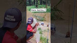 Download lagu Mau pamer ikan malah kena karma duluan #mancing #ikan #toman mp3