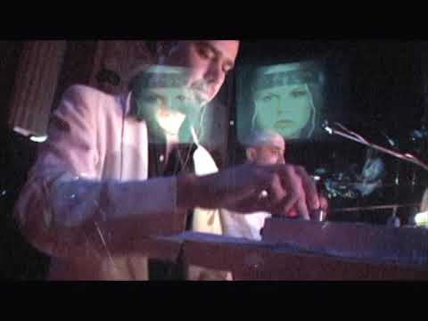 Meat Beat Manifesto - Spinning Round (Travelogue Live '05)