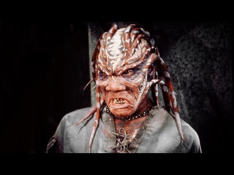 He did the dash, the graveyard dash - Aaron flees from Peloquin - Nightbreed movie vs Amiga game