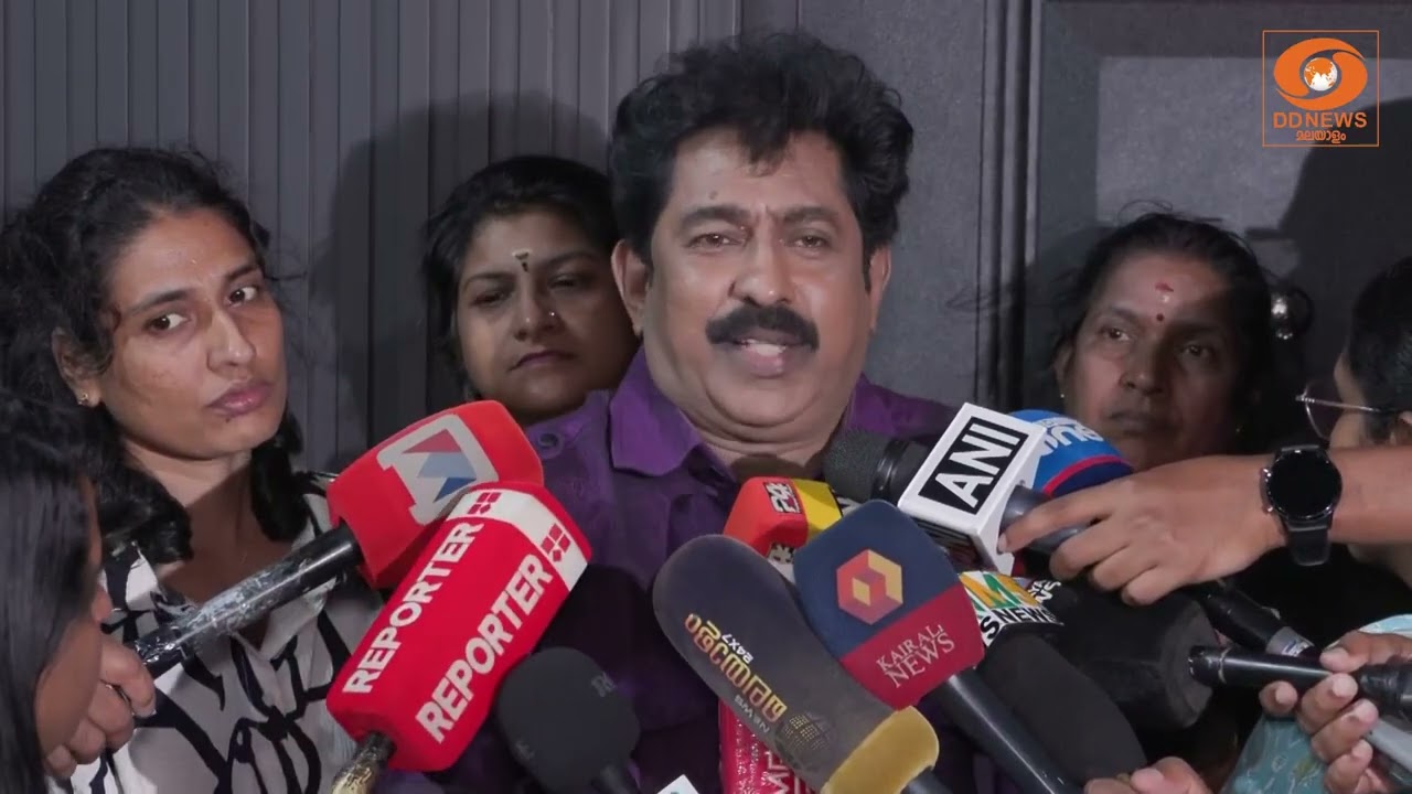 ചലച്ചിത്ര അക്കദാമി ചെയർമാനെന്ന നിലയിൽ, മികച്ച പ്രവ?