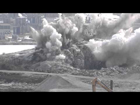 Nuummi umiarsualiviliortut qaartitsinerat / Sprængning ved Nuuk havnebyggeri 12/06-15