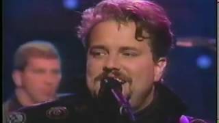 The Mavericks with Flaco Jimenez - &quot;All You Ever Do Is Bring Me Down&quot; (Conan O&#39;Brien, 1996)