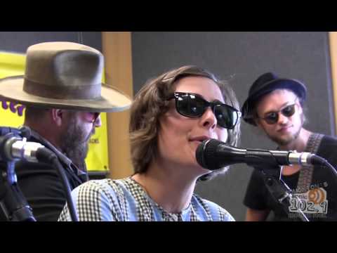 Edward Sharpe and the Magnetic Zeros perform "Home" - SONiC Session