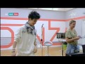 EMMA FA UNO SCHERZO A THOMAS Amici 16