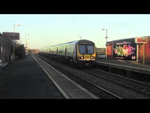 Irish Rail 29000 DMU 29007 arrives at Drumcondra