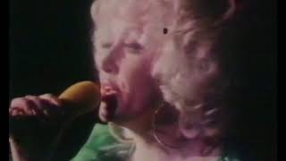 Dolly Parton - Heartbreaker (Toppop 1983)
