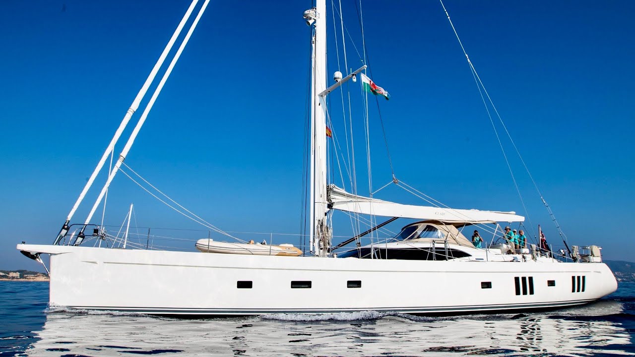 Superyacht Tour : 2013 Oyster 885