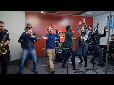 Jewish Wedding Band London - Live rehearsal footage Rihanna Meets Klezmer
