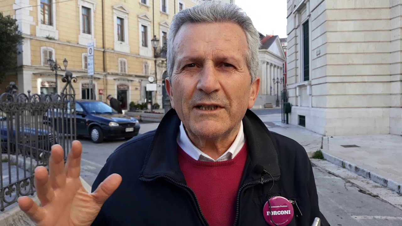 Comunali, Iannotti ci prova: “In campo contro gli ‘abbuffini’ della politica”