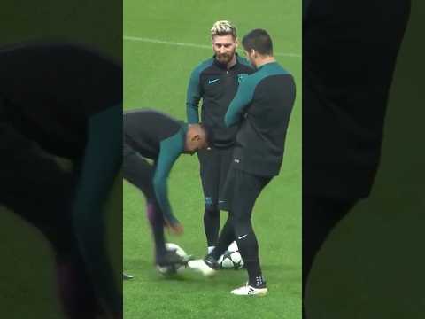 Neymar ties his shoes, Suarez kicks the ball 😂 Messi just watches 😅