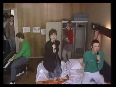The Style Council - "Hotel Suburbia" - April 1983