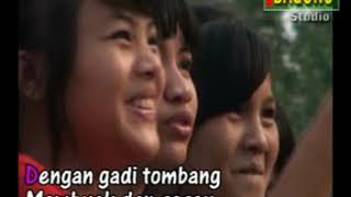 Download lagu GADI TOMBANG Lagu Dangdut Kuantan Singingi (Kuansing) Nga Irus mp3