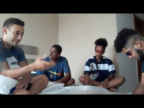 Zen MC, Kaemy MC, Balota MC & Berley MC FAZENDO FREESTYLE NO HOTEL