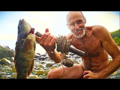  4 Days Primitive Survival Challenge on Steward Island, New Zealand.