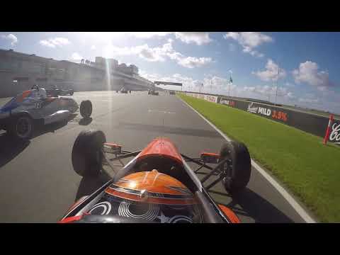 The Bend Motorsport Park Formula Ford Crash