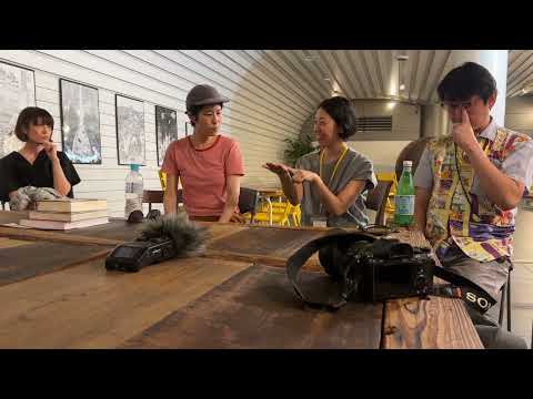 porte-fenêtre-xxl-2-battants-pivots-déportés-fenêtre-fixe