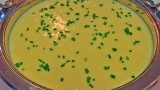 preview picture of video 'Betty's Vichyssoise (Potato and Leek Soup)'
