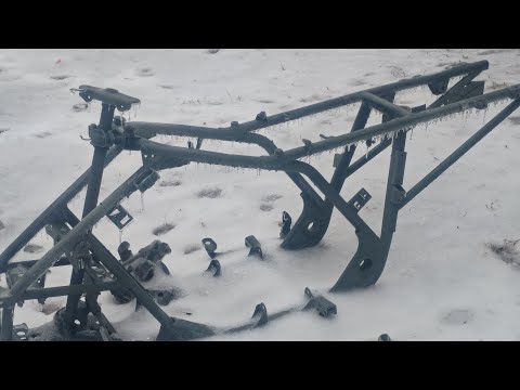Went ripping on the ol 300 in the snow *MY FIRST VIDEO EVER!!!