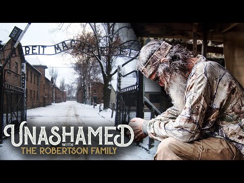 Phil Robertson Broke Down in Tears Facing Evil That Holocaust Deniers Can’t Explain Away | 1254