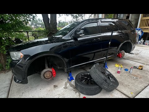 How to spray paint calipers on a dodge Durango