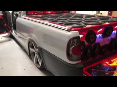 Saveiro G4 Surf Abelvolks com 20 subs Zetta Áudio